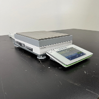 Mettler Toledo XSR2002S Digital Scale image 0